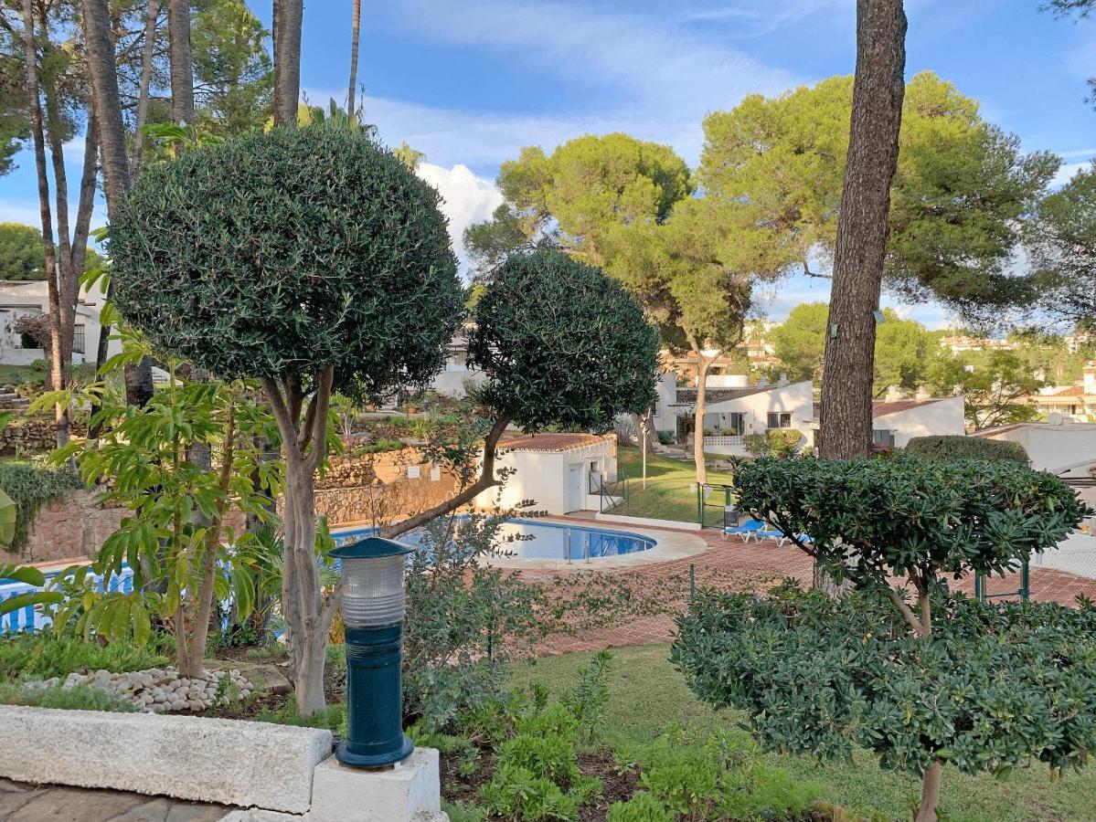Bungalow With Large Terrace In A Quiet Park - Beach Nearby Sitio de Calahonda Dış mekan fotoğraf